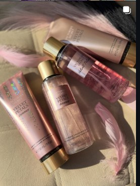 Aqua Kiss Shimmer Mist & Lotion